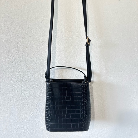 AOTA ELENA Black Croc-Embossed Vegan Bucket Bag - Picture 2 of 5